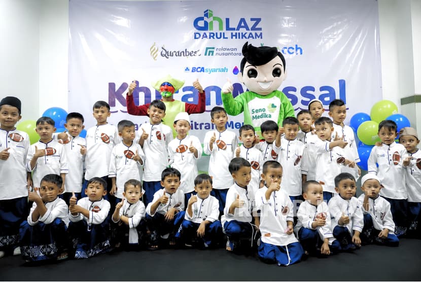Khitanan Massal LAZ Darul Hikam